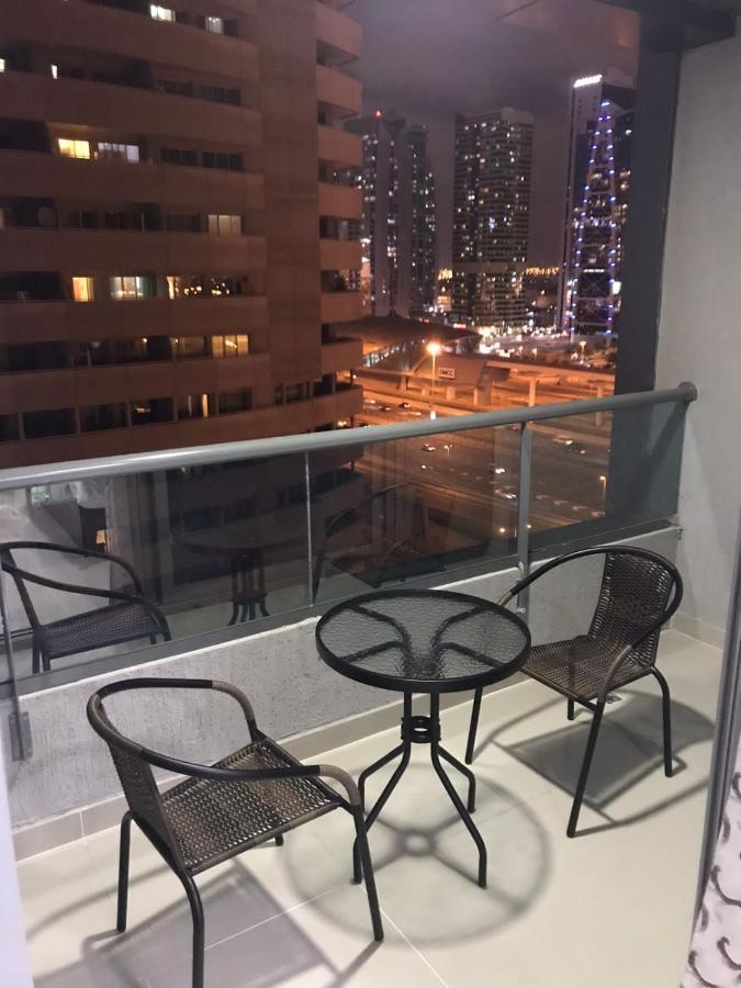 The S Apartment Dubai Luaran gambar
